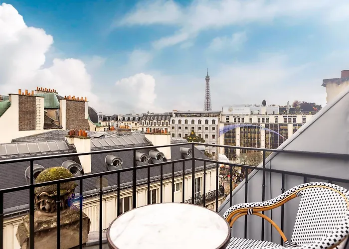 아파트 Above The Rooftops Eiffel View *
